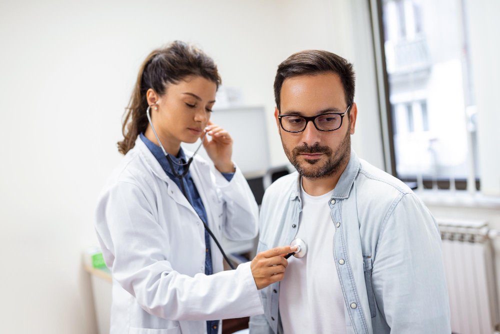 Rancho, California child receiving an asthma check-up from a doctor.
